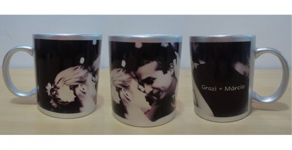 caneca de cerâmica prateada
